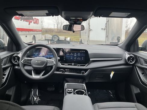 New 2026 Chevrolet Equinox LT w/ Midnight Edition image 22