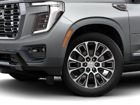 New 2026 GMC Yukon XL Denali w/ Denali Reserve Package AWD/4WD image 5