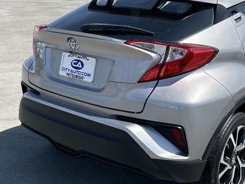 Used 2018 Toyota C-HR XLE image 12