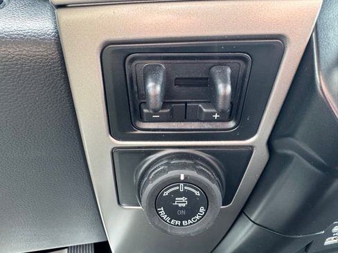 Certified 2022 Ford F350 Lariat w/ Lariat Ultimate Package AWD/4WD image 24