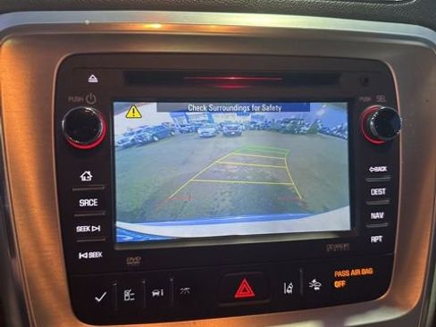 Used 2015 GMC Acadia SLT image 6