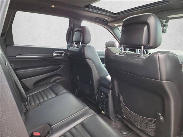 Used 2018 Jeep Grand Cherokee Limited AWD/4WD image 24