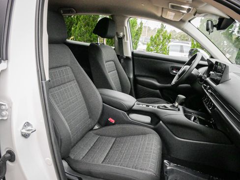 Used 2026 Honda HR-V LX image 31