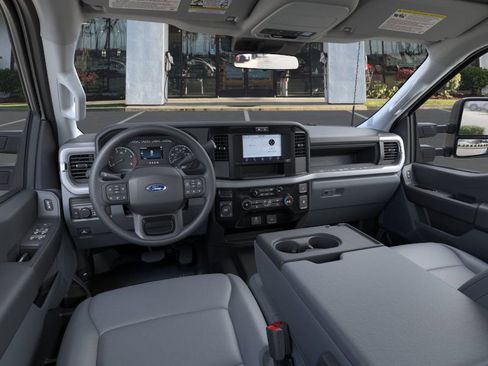 New 2026 Ford F250 XL w/ FX4 Off-Road Package image 9