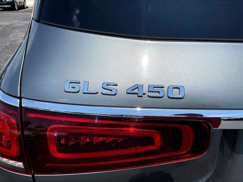 Used 2020 Mercedes-Benz GLS 450 4MATIC image 24