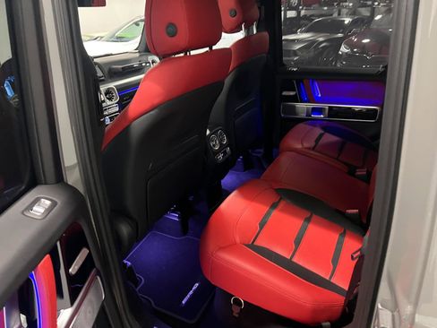 Used 2021 Mercedes-Benz G 63 AMG 4MATIC w/ Seat Comfort Package image 29