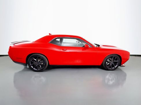 Used 2022 Dodge Challenger GT w/ Plus Package image 11