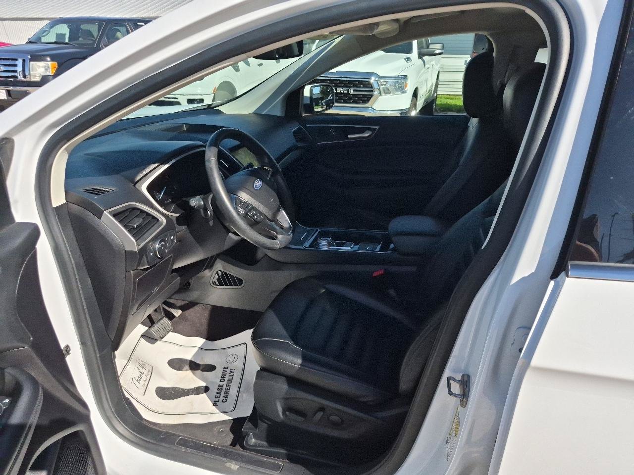 Used 2020 Ford Edge SEL AWD/4WD image 15