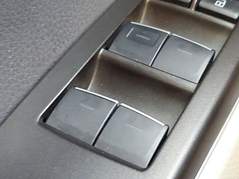 Used 2024 Toyota Camry XLE image 34