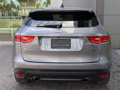 Used 2020 Jaguar F-PACE Premium image 6