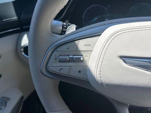 Used 2023 Genesis Electrified GV70 Prestige w/ Prestige Package AWD/4WD image 8
