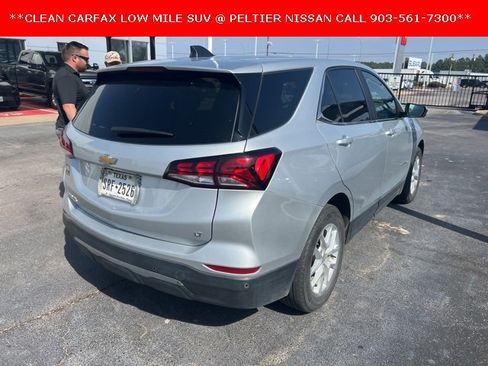 Used 2022 Chevrolet Equinox LT image 2