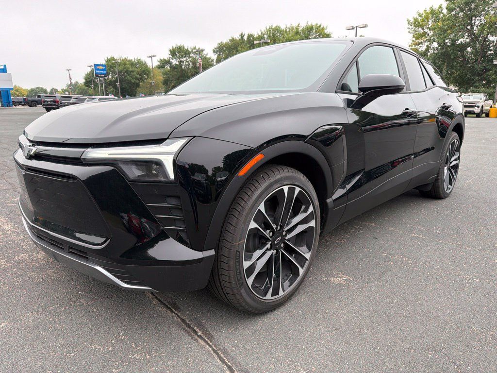 Certified 2026 Chevrolet Blazer EV AWD Police w/ Special Service Package image 3