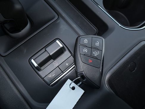 New 2026 GMC Sierra 1500 AT4 image 25