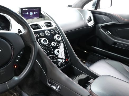 Used 2014 Aston Martin Vanquish Coupe RWD image 46