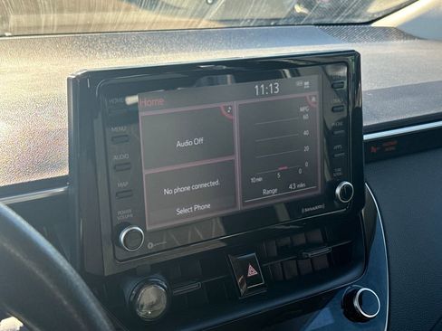 Used 2022 Toyota Corolla LE image 22