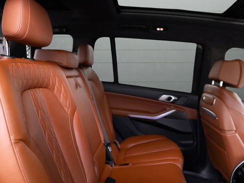 Used 2024 BMW X7 M60i w/ Executive Package AWD/4WD image 72