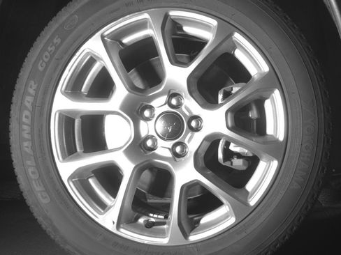 Used 2025 Jeep Compass Limited AWD/4WD image 13
