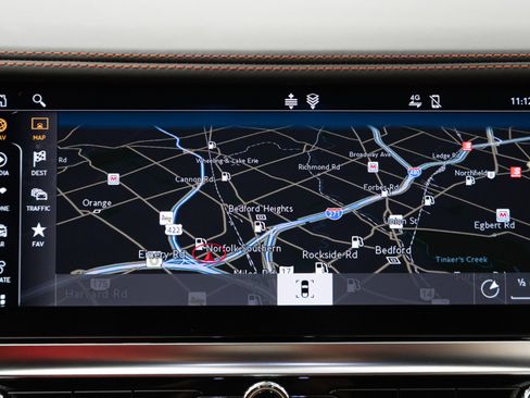 Used 2024 Bentley Continental GT V8 image 16