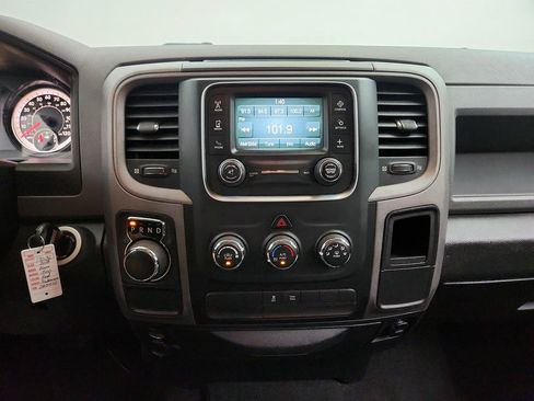 Used 2018 RAM 1500 Express w/ Express Value Package RWD image 19
