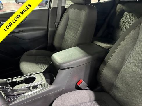 Used 2023 Chevrolet Equinox LT AWD/4WD image 23