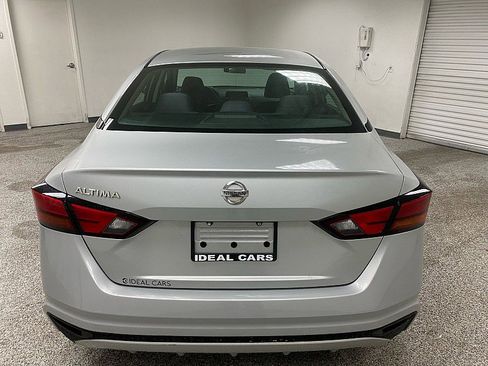 Used 2021 Nissan Altima 2.5 S image 6