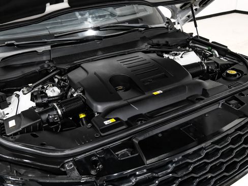 Used 2019 Land Rover Range Rover Sport HST image 45