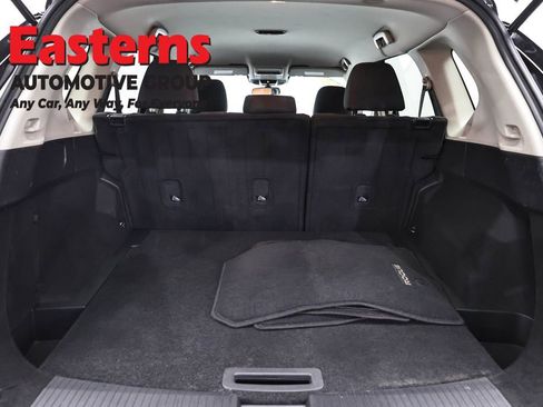 Used 2024 Nissan Rogue S AWD/4WD image 9