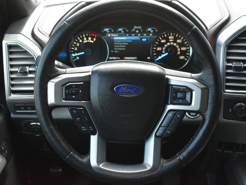 Used 2015 Ford F150 Platinum image 14
