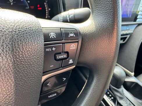 Used 2025 Toyota Camry LE FWD image 30