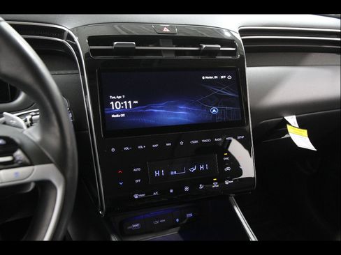 Used 2023 Hyundai Tucson Limited image 9