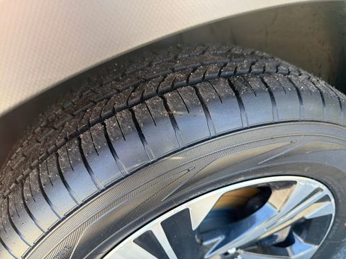 Used 2024 Subaru Crosstrek 2.0i Premium image 29