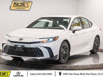 Used 2025 Toyota Camry SE w/ Convenience Package