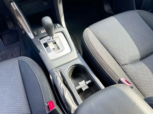 Used 2018 Subaru Forester 2.5i Premium image 22