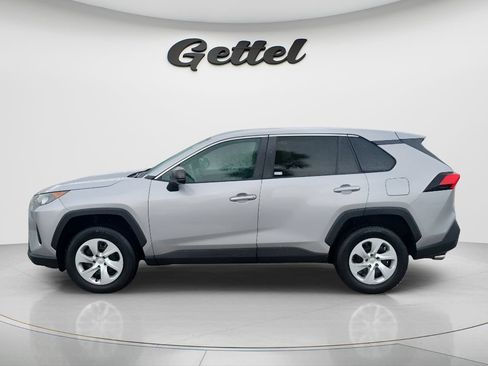 Used 2022 Toyota RAV4 LE AWD/4WD image 8