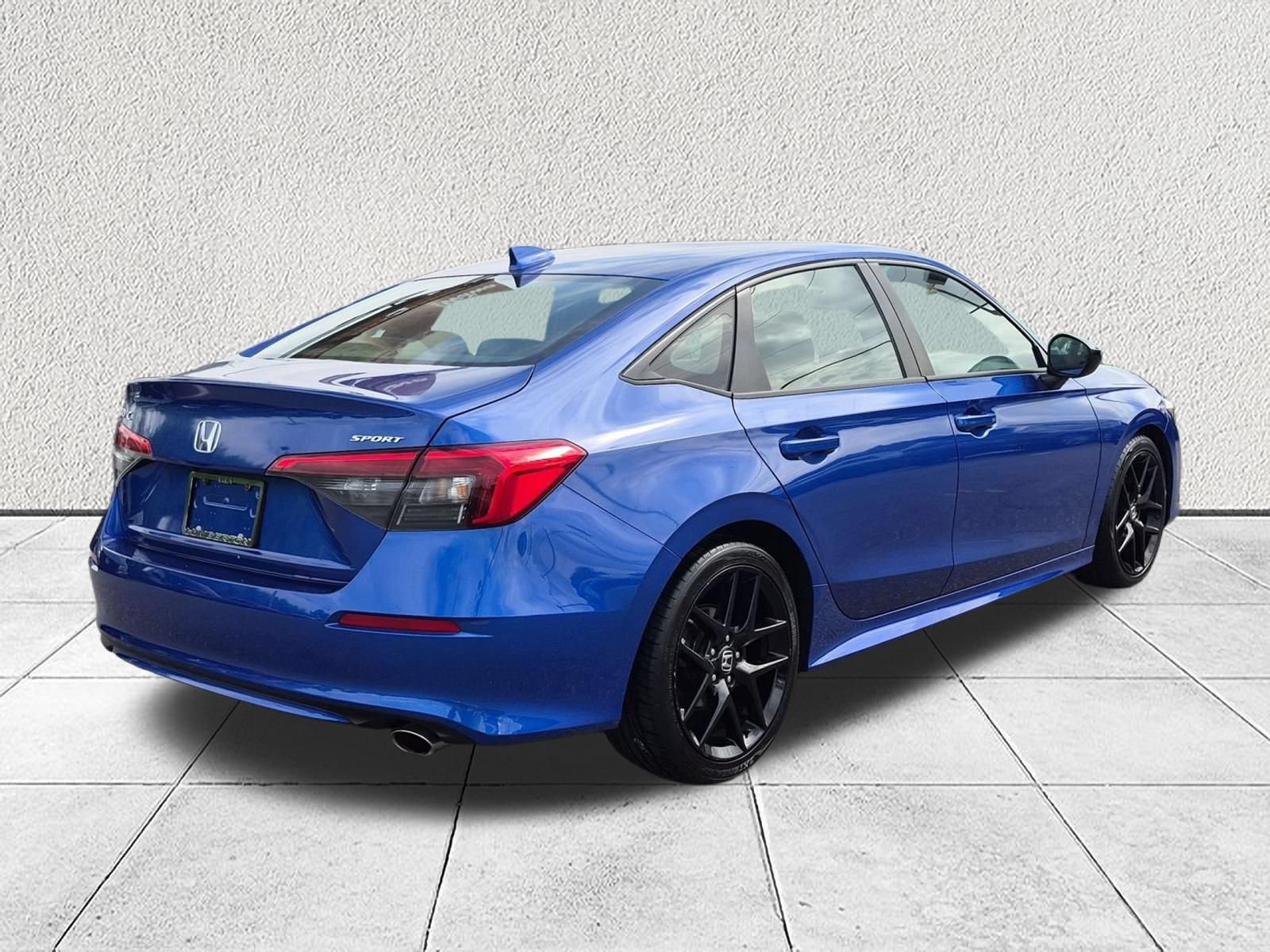 Used 2024 Honda Civic Sport image 3