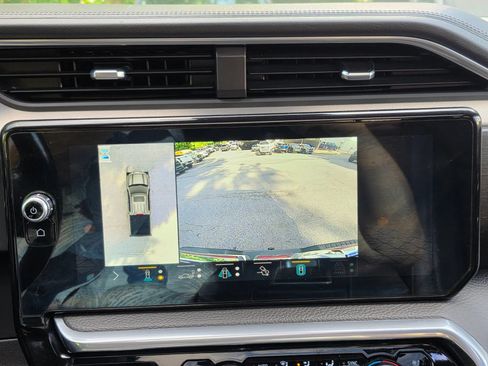 Used 2022 GMC Sierra 1500 Denali AWD/4WD image 26