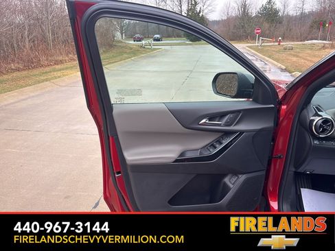 New 2026 Chevrolet Equinox LT w/ Convenience Package II image 13