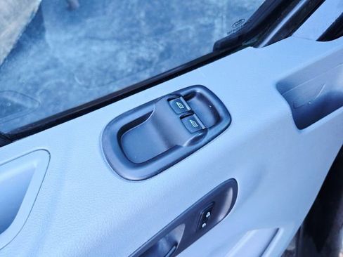 Used 2017 Ford Transit 150 XL image 27