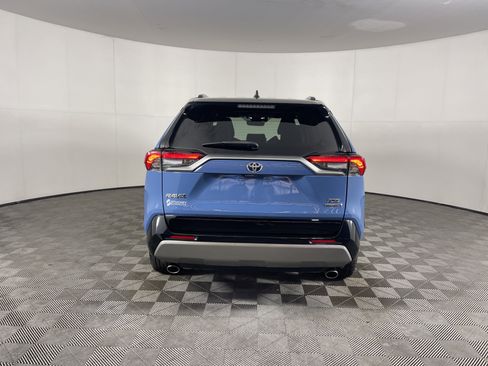 Used 2022 Toyota RAV4 XSE image 4