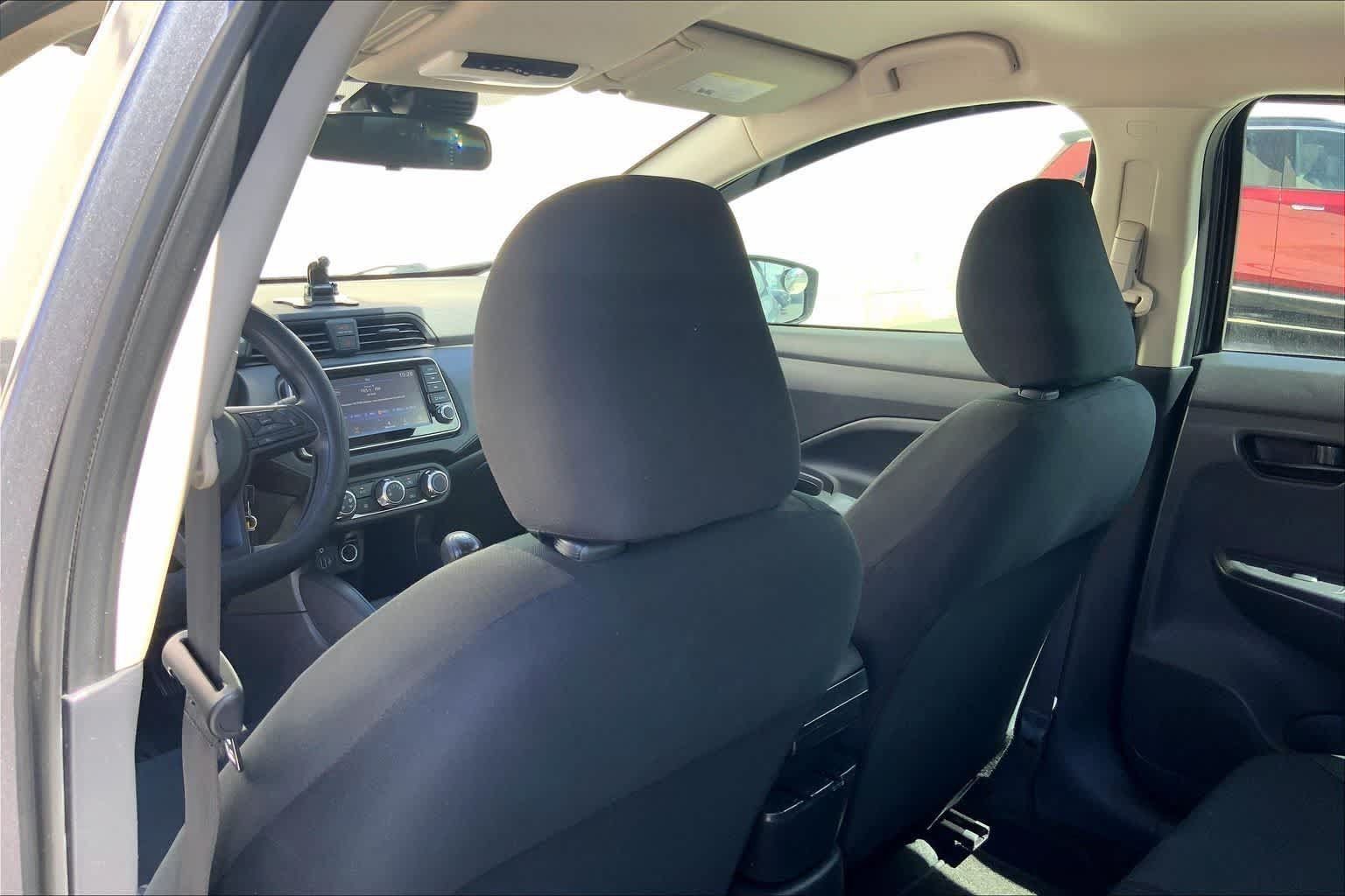 Used 2024 Nissan Versa S FWD image 12