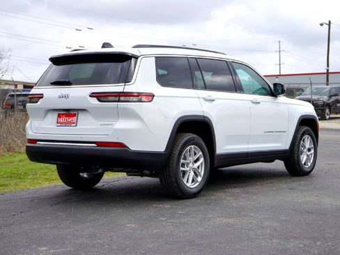 New 2026 Jeep Grand Cherokee L Laredo RWD image 6