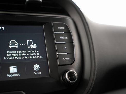 Used 2021 Kia Soul S image 24