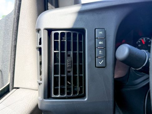 New 2025 Chevrolet Express 3500 w/ Power Convenience Package RWD image 31