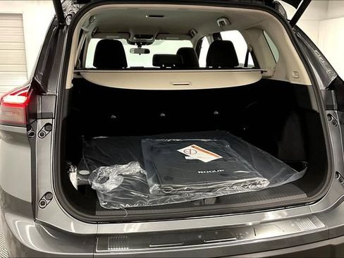 New 2026 Nissan Rogue SV w/ Cold Weather Package AWD/4WD image 39