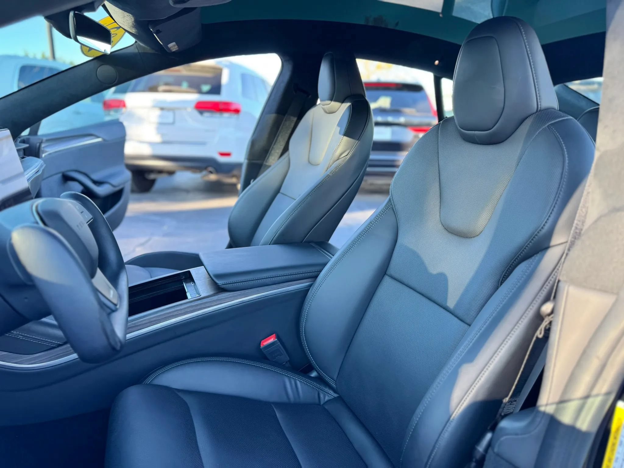 Used 2022 Tesla Model S Standard Range AWD/4WD image 10
