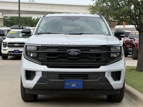 New 2026 Ford Expedition Active RWD image 7