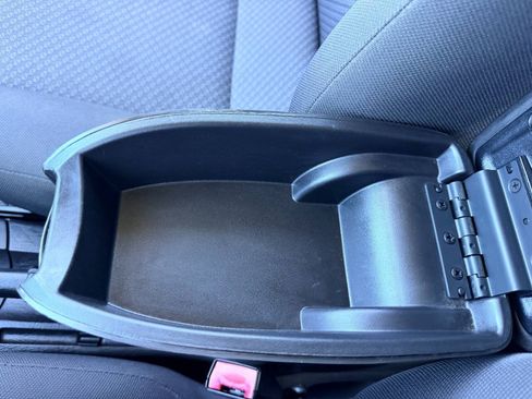 Used 2007 Ford Focus SES FWD image 34