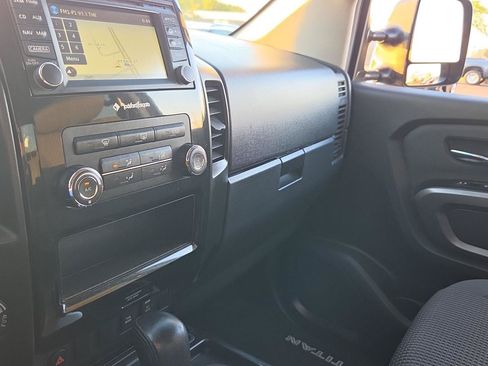 Used 2015 Nissan Titan SV w/ SV Value Truck Package AWD/4WD image 21