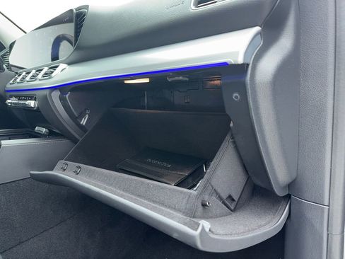 Used 2024 Mercedes-Benz GLE 350 4MATIC w/ AMG Line Exterior image 45